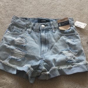 NWT aero mom shorts